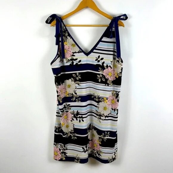 ✨3/$25✨ Guess Delta Bow Tie Floral Print Dress - XL - Picture 1 of 6